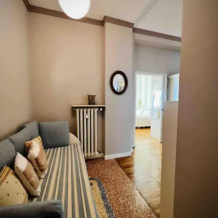 Arco Della Pace Apartment *